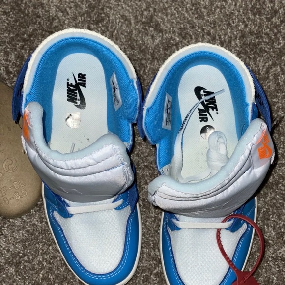Off-White x Air Jordan 1 UNC Size 8 - Picture 3 of 6